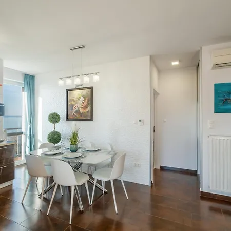 Myflat Full Panorama Apartment *