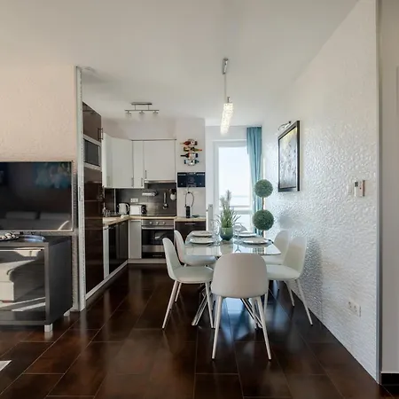 Myflat Full Panorama Apartman